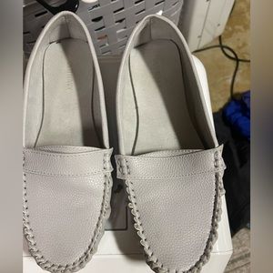 Size 8 old navy slip on